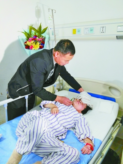 谢海华、谢芳:一对夫妻 两个好人 谢海华、谢芳:一对夫妻 两个好人