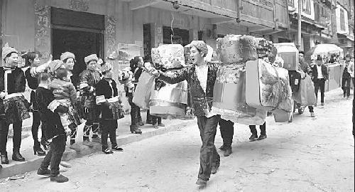 侗族婚礼迎新春