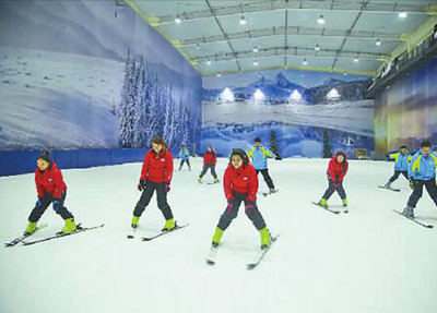 滑雪爱好者在广西滑雪