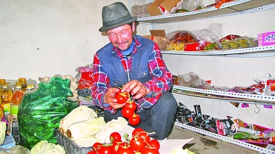 用勤劳双手托起致富梦 用勤劳双手托起致富梦