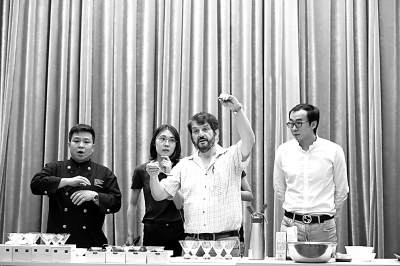 让更多有情怀有担当的科普机构成长起来