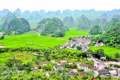 贵州：让绿水青山变成金山银山