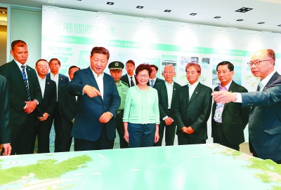 习近平考察香港重要基础设施建设项目