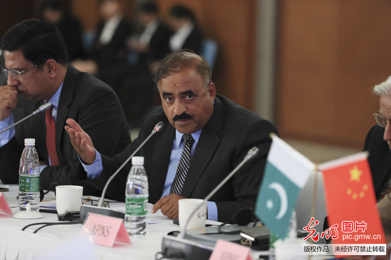 马斯洛:积极客观报道是媒体的社会责任 马斯洛:积极客观报道是媒体的社会责任