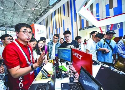 促融合创新 建共生生态 促融合创新 建共生生态