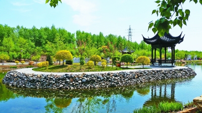 黑龙江省方正县：村村比美比整洁