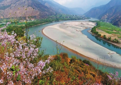 “共抓大保护,不搞大开发”的现实依据及深刻内涵 “共抓大保护,不搞大开发”的现实依据及深刻内涵