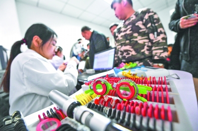 拿什么拯救孩子的明眸