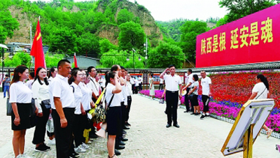 旗帜鲜明讲政治 全面增强党的政治领导力 旗帜鲜明讲政治 全面增强党的政治领导力