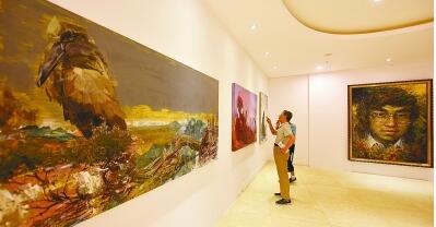 两岸青山相对出——新诗和旧诗的互见与互鉴 两岸青山相对出——新诗和旧诗的互见与互鉴