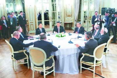 习近平出席中俄印领导人非正式会晤 习近平出席中俄印领导人非正式会晤