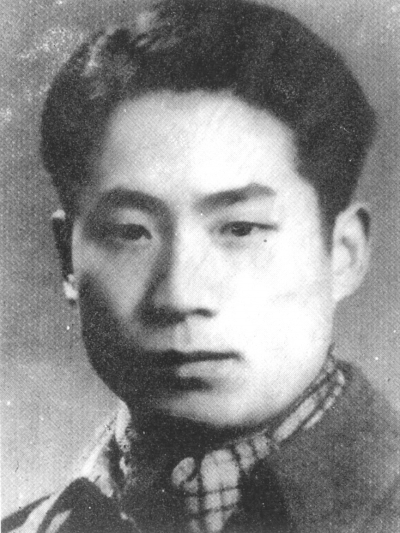 陈然:高唱凯歌埋葬蒋家王朝 陈然:高唱凯歌埋葬蒋家王朝