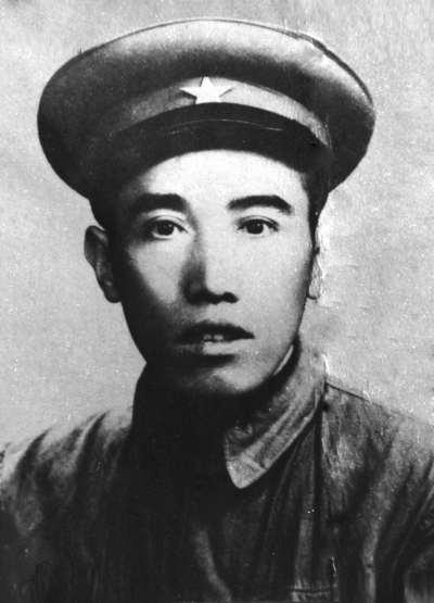 胡乾秀:在战火中永生 胡乾秀:在战火中永生