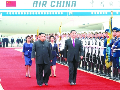 习近平抵平壤受到热烈欢迎 习近平抵平壤受到热烈欢迎