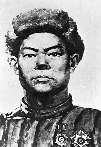 黄继光舍身堵机枪