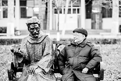 袁世硕：古书与新意