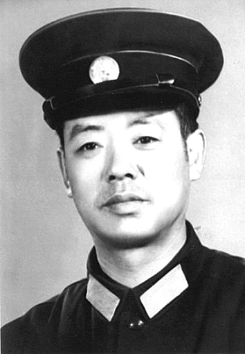 田秀全:奋不顾身夺炸药把生的希望留给别人 田秀全:奋不顾身夺炸药把生的希望留给别人