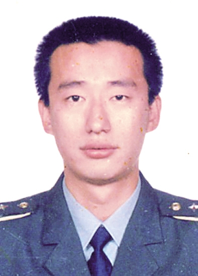 宋兆东:用热血和生命为警徽增光 宋兆东:用热血和生命为警徽增光