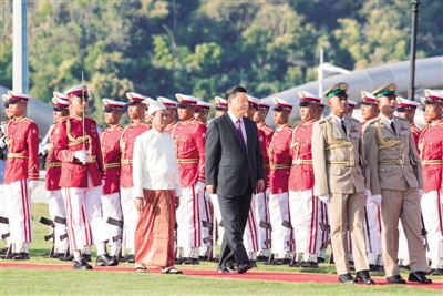 习近平出席缅甸总统温敏举行的欢迎仪式 习近平出席缅甸总统温敏举行的欢迎仪式