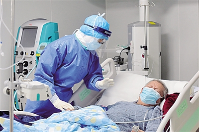 为党旗军旗增添光彩 为党旗军旗增添光彩