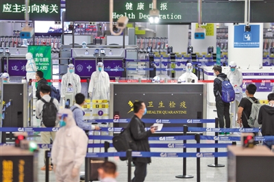 严防疫情输入 扎牢国门一线防控网 严防疫情输入 扎牢国门一线防控网