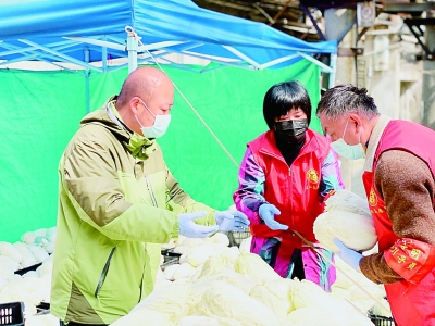 筑牢防护屏障 守护共同家园 筑牢防护屏障 守护共同家园