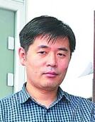 国际哲学团体联合会主席德莫特·莫兰:地球只有一个,我们必须学会共处共在 国际哲学团体联合会主席德莫特·莫兰:地球只有一个,我们必须学会共处共在