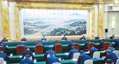 习近平在全面推动长江经济带发展座谈会上强调 贯彻落实党的十九届五中全会精神 推动长江经济带高质量发展