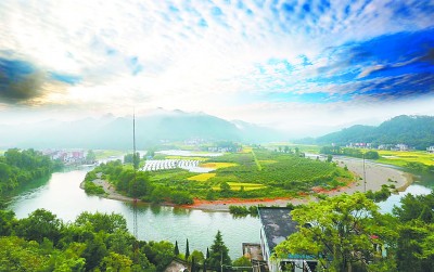 “三业联动”打赢脱贫攻坚“翻身仗”