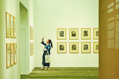 对话法国前总理拉法兰：世界需要对我们共同命运的真正觉悟