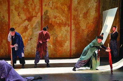 对话法国前总理拉法兰：世界需要对我们共同命运的真正觉悟