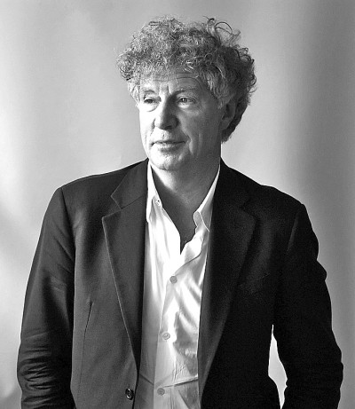 中外政治学、传播学学者聚焦:新传媒提高了公众对全球共同命运的认识 中外政治学、传播学学者聚焦:新传媒提高了公众对全球共同命运的认识