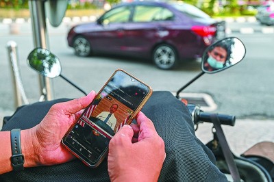 中外政治学、传播学学者聚焦:新传媒提高了公众对全球共同命运的认识 中外政治学、传播学学者聚焦:新传媒提高了公众对全球共同命运的认识