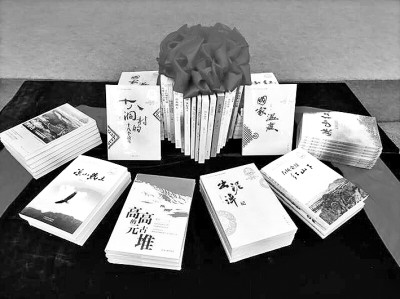 以精品传达时代力量和人民心声 以精品传达时代力量和人民心声