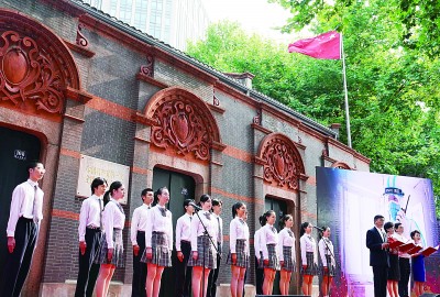 红色旅游:追寻红色记忆 传承民族精神 红色旅游:追寻红色记忆 传承民族精神