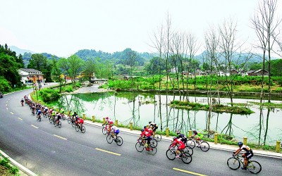 去贵州，赴一场“山地英雄会”