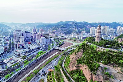 血肉相连 生死相依——老区精神述评