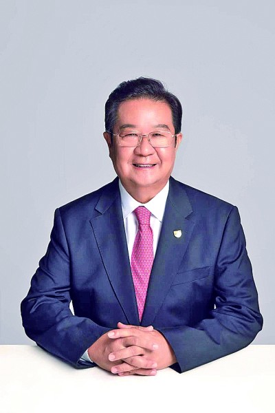 共同努力重构世界教育体系