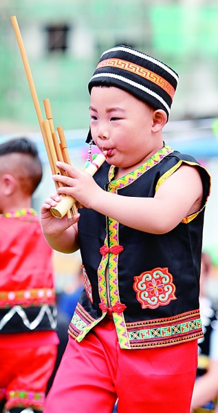 【大美中国】青山巍巍 “天眼”脉脉