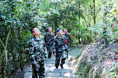 水光山色里 振兴路更宽