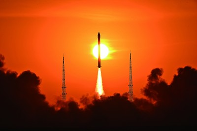 天目一号气象星座11-14星发射成功