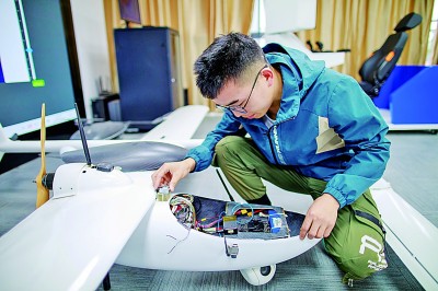 在教育强国建设中大学要发挥龙头作用