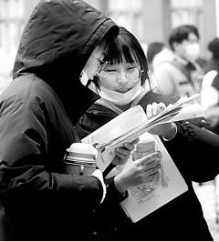 数字时代，新文科建设应如何发力