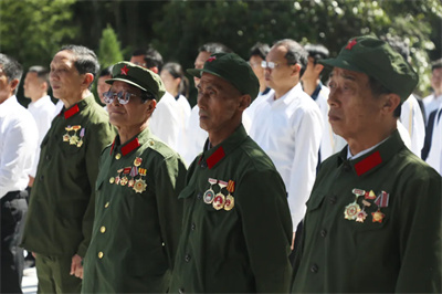 这副担子,接过来挑下去……——写在神山村“革命烈士纪念碑”落成之际 这副担子,接过来挑下去……——写在神山村“革命烈士纪念碑”落成之际