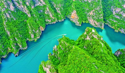 云台山世界地质公园:红峡碧水秀太行 云台山世界地质公园:红峡碧水秀太行