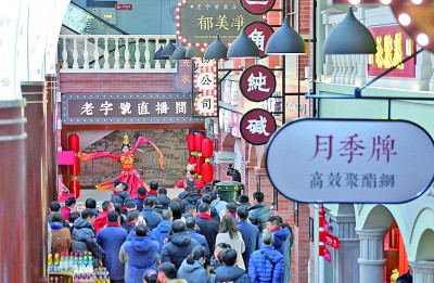 首发经济激活消费市场“一池春水”