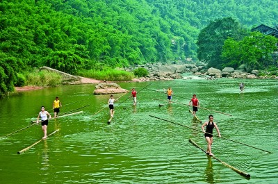 贵州赤水：无边竹海碧波涌