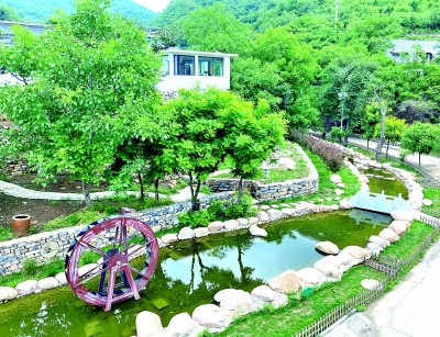 红绿交织 文旅相融 红绿交织 文旅相融