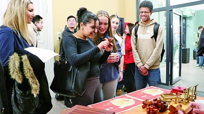 “欢乐春节”走进芬兰校园 “欢乐春节”走进芬兰校园