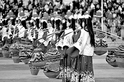 甘肃:社火耍出幸福味 甘肃:社火耍出幸福味